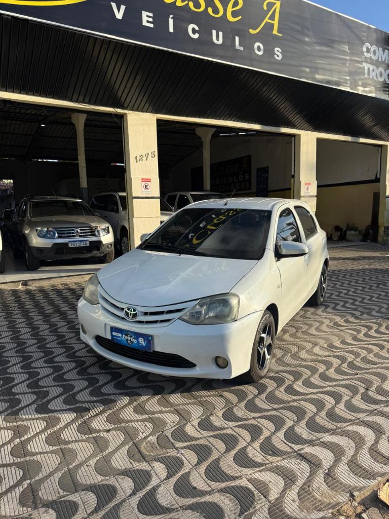 Toyota Etios X 1.3 16V FLEX 2016