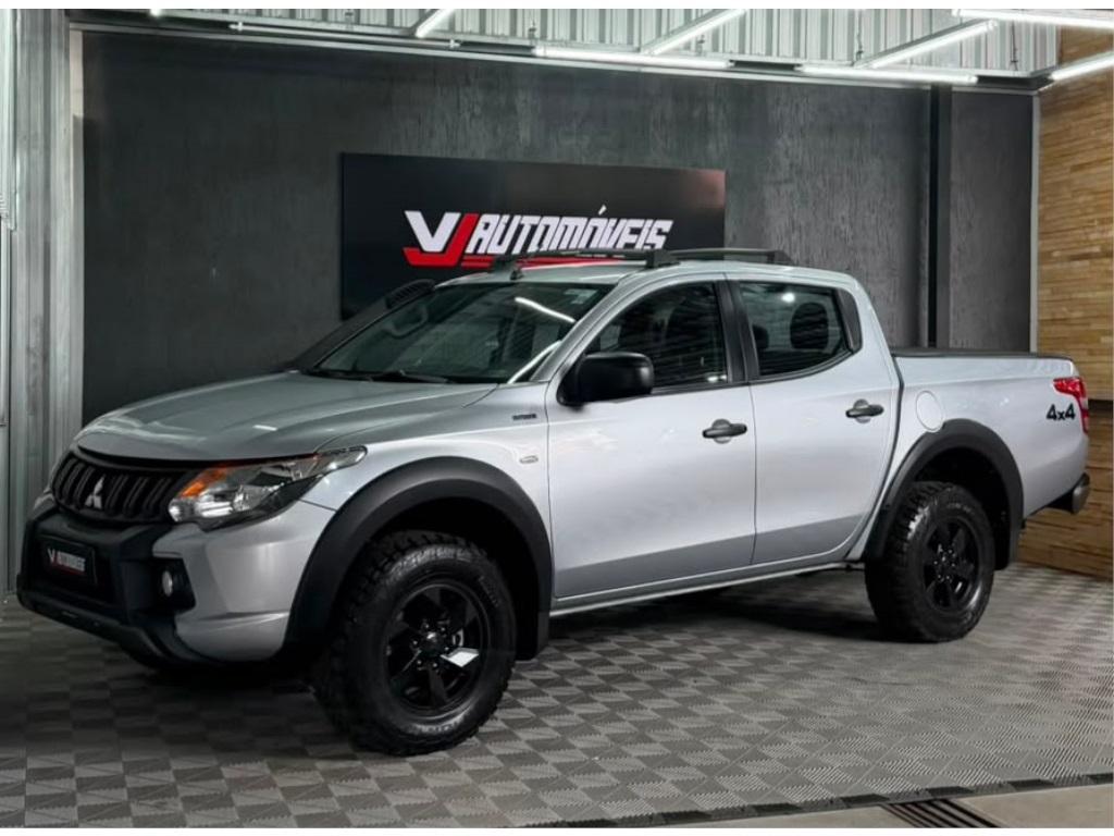 Mitsubishi L200 2024
