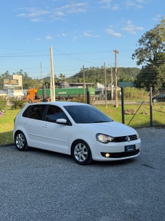 Foto do veículo Volkswagen Polo 1.6 Vht Total Flex I-motion