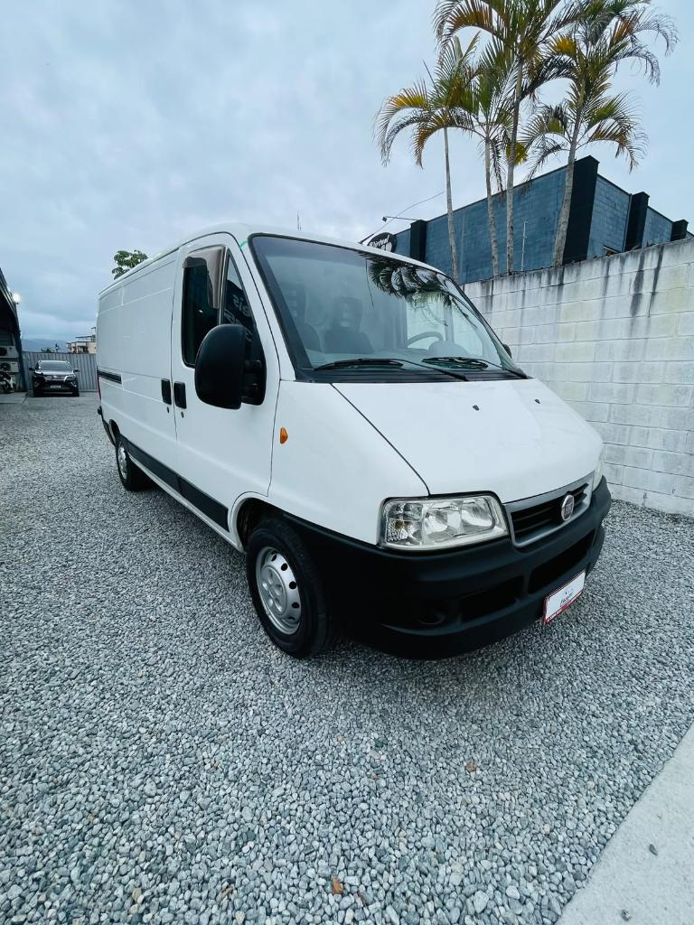 Fiat Ducato 2.3 Tdi Multijet 9.0m³ L Cargo