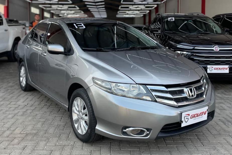 Honda City 1.5 LX 16V FLEX 4P AUTOMÁTICO 2013