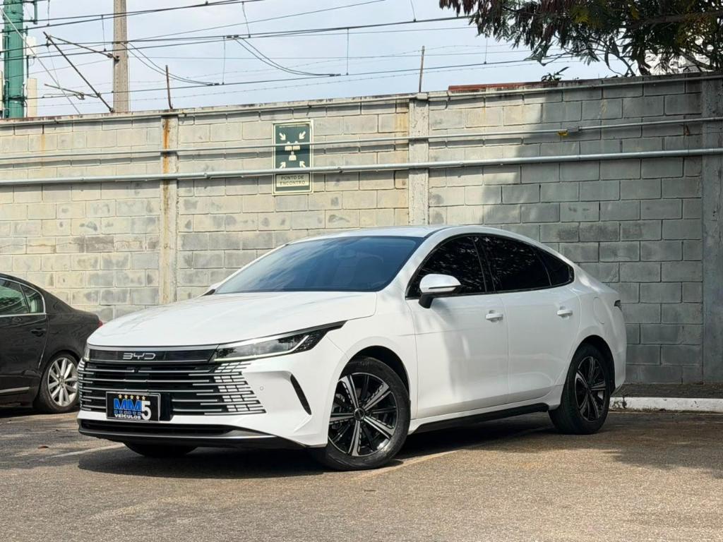 Byd King 1.5 Phev Dm-i Gl Auto - Automática