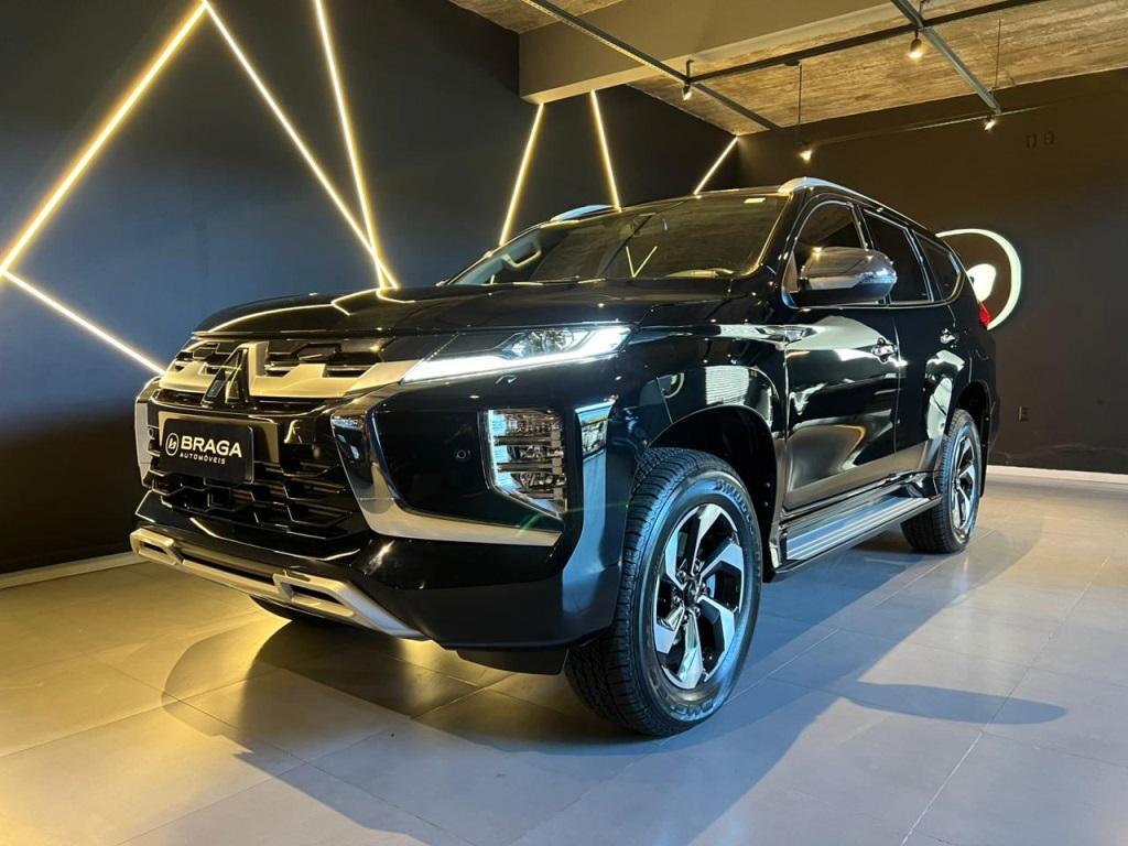 Mitsubishi Pajero 2025