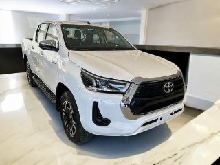Foto do veículo Toyota Hilux 2.8 Srv 4x4 Cd 16v 4p Automático