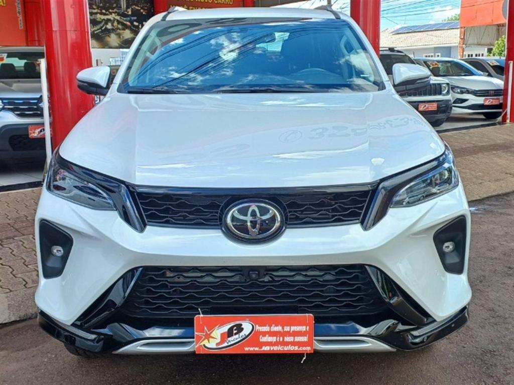 Toyota Sw4 2.8 Tdi Srx Platinum 7l Auto 4wd 2025