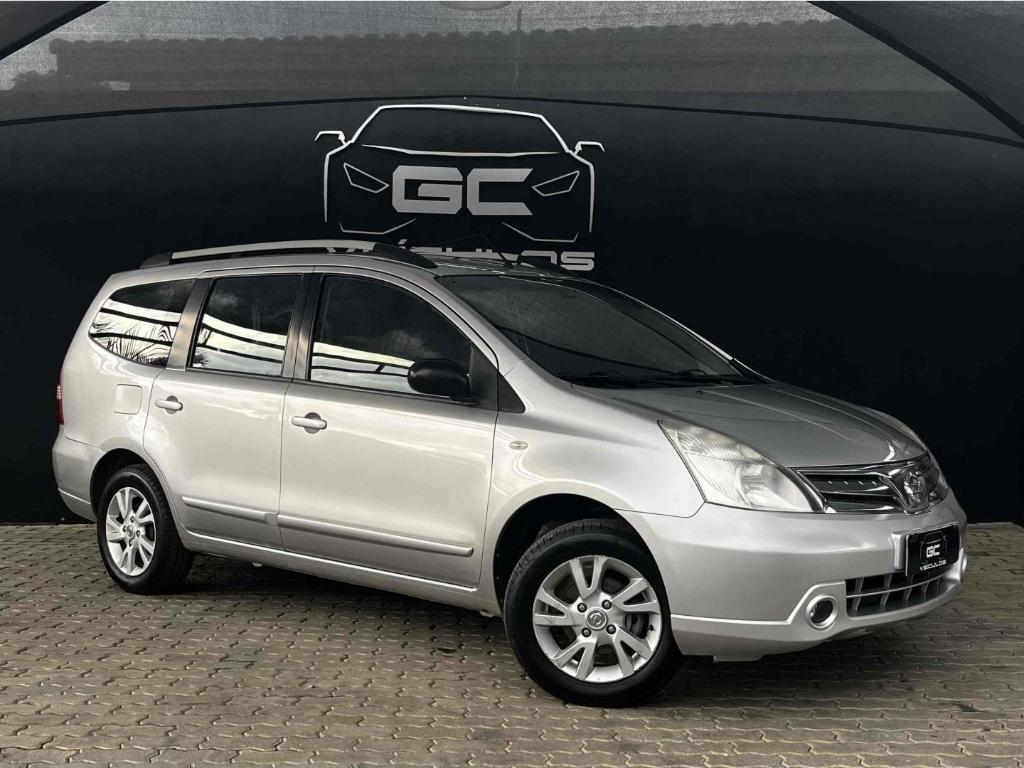 Nissan Grand Livina 2013