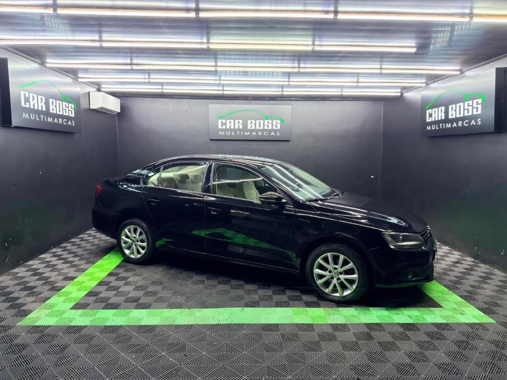 Volkswagen Jetta COMFORTLINE 2.0 8V FLEX 2012