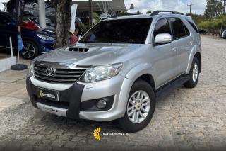 Foto do veículo Toyota Hilux 3.0 Srv 4x4 Cd 16v Turbo Intercooler 4p Automático