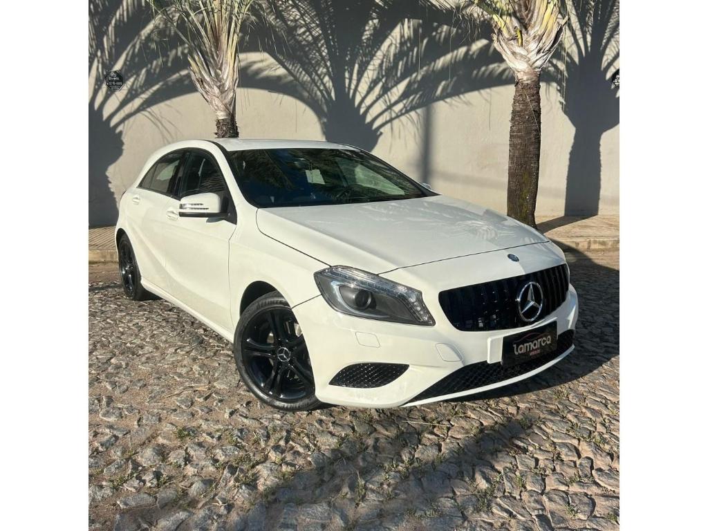 Mercedes-Benz Classe A Classe A 200 1.6 TB 16V Urban 156cv Aut. 2015