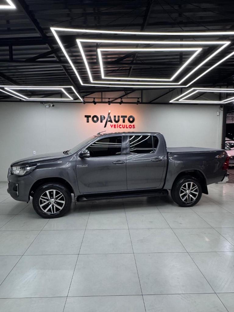 Toyota Hilux CD SRX 4X4 2.8 TDI 16V DIESEL AUT. 2020