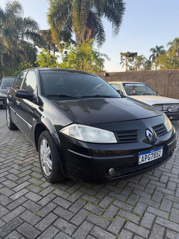 Renault Megane 2.0 16v Dynamique Auto - Automática