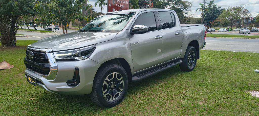 Toyota Hilux Hilux CD SRX 4x4 2.8 TDI 16V Diesel Aut. 2023
