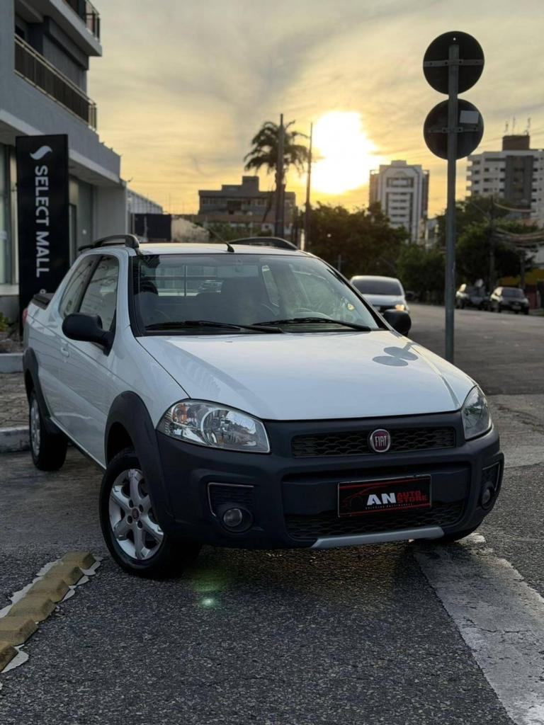 Fiat Strada Strada Working HARD 1.4 Fire Flex 8V CD 2017