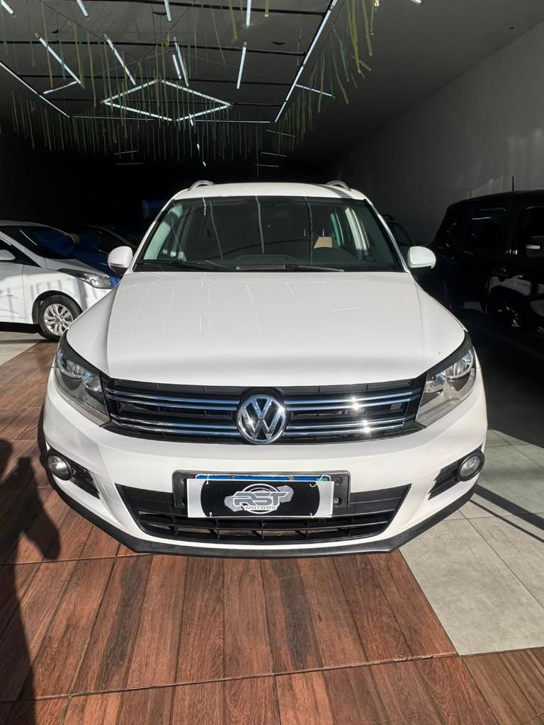Volkswagen Tiguan 2.0 TSI 4MOTION 2012