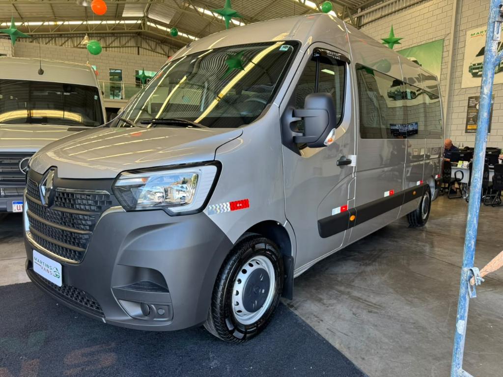 Renault Master Master 2.3 dCi Executive Longo 16L Dies 2027