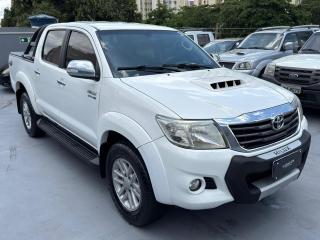 Foto do veículo Toyota Hilux 3.0 Srv 4x4 Cd 16v Turbo Intercooler 4p Automático