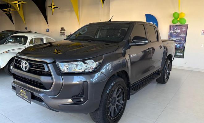 Toyota Hilux Hilux CD SR 4x4 2.8 TDI Diesel Aut. 2022