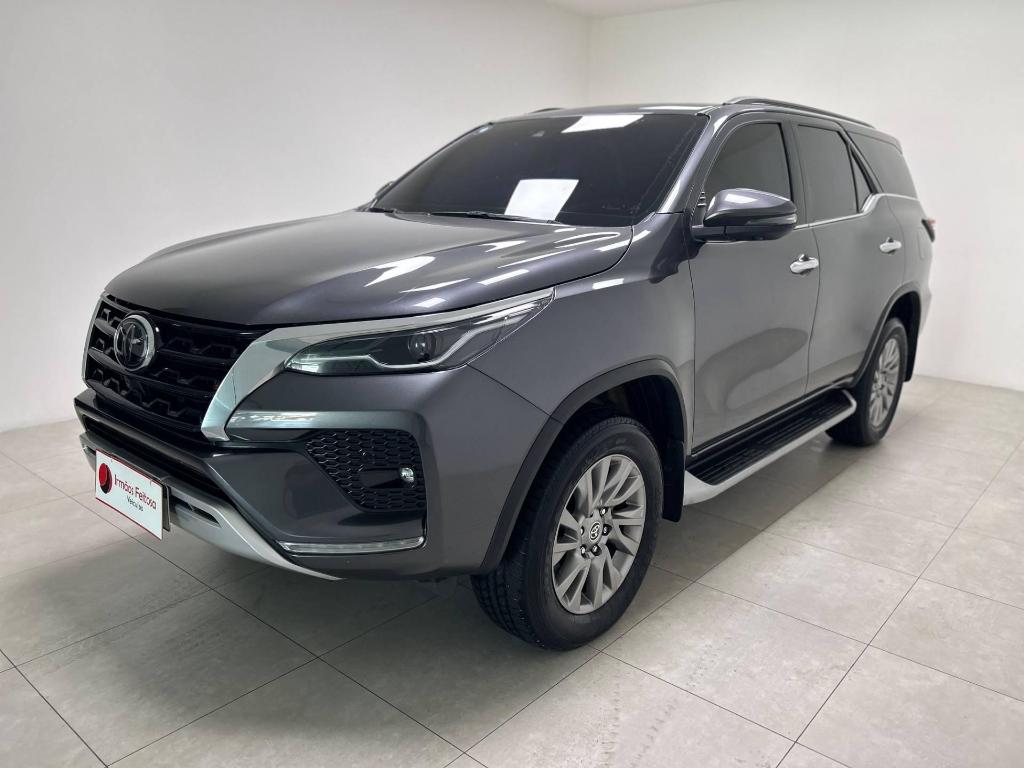 Toyota Hilux Sw4 SRX 4X4 2.8 TDI 16V DIES. AUT. 2023