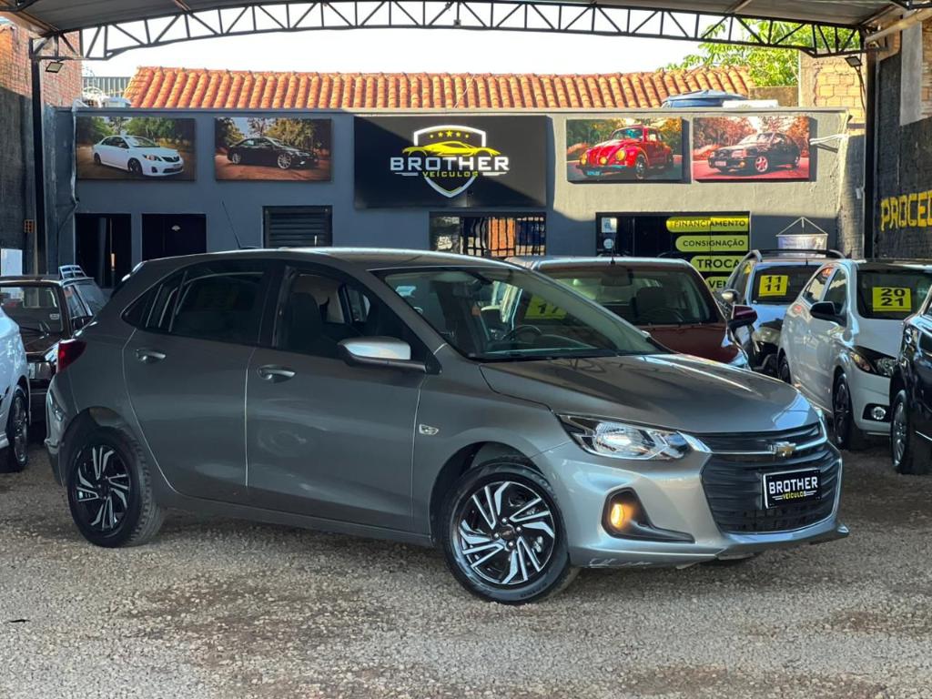 Chevrolet Onix ONIX HATCH LT 1.0 12V Flex 5p Mec. 2024