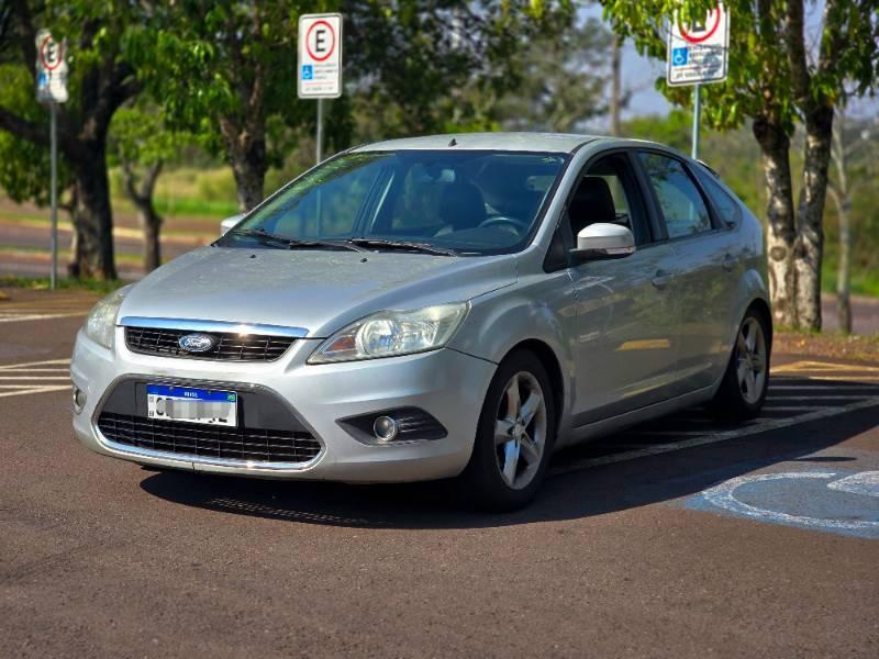 Ford Focus Focus Sedan 1.6/1.6 Flex 8V/16V 4p Mec. 2013