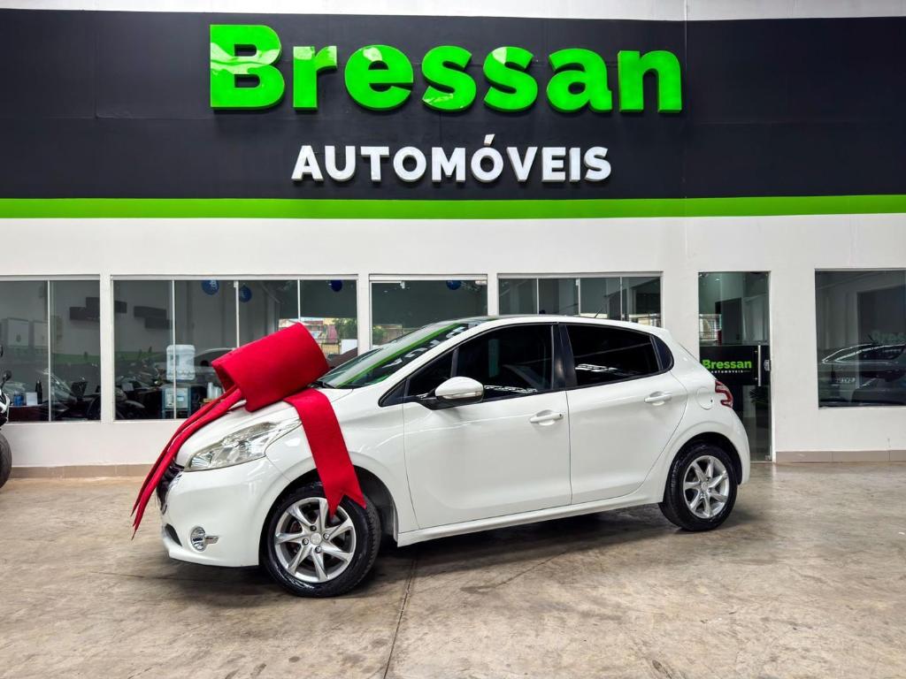 Peugeot 208 208 Allure 1.5 Flex 8V 5p 2014