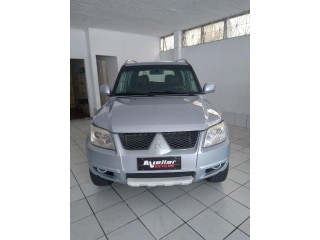 Foto do veículo Mitsubishi Pajero Tr4 2.0/2.0 Flex 16v 4x4 Aut.
