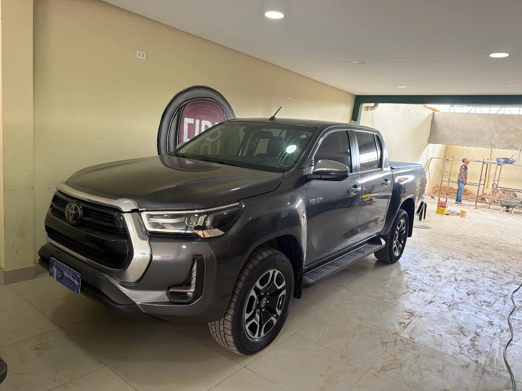 Toyota Hilux 2021