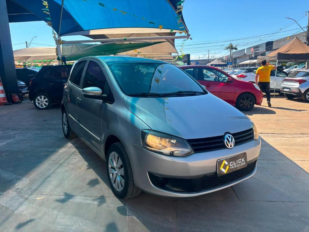 Volkswagen Fox Fox 1.0 Mi Total Flex 8V 3p 2012