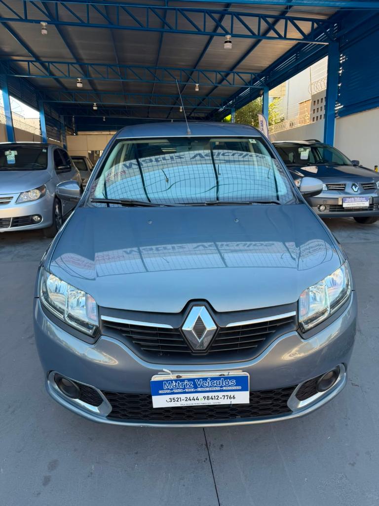 Renault Sandero 2015