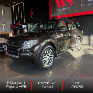 Foto do veículo Mitsubishi Pajero Hpe Full 3.2 4x4 T.i.dies. 5p Aut