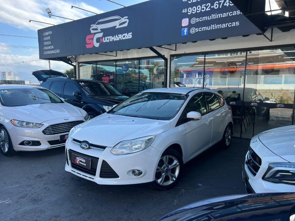 Ford Focus Focus 1.6 S/SE/SE Plus Flex 8V/16V  5p 2015