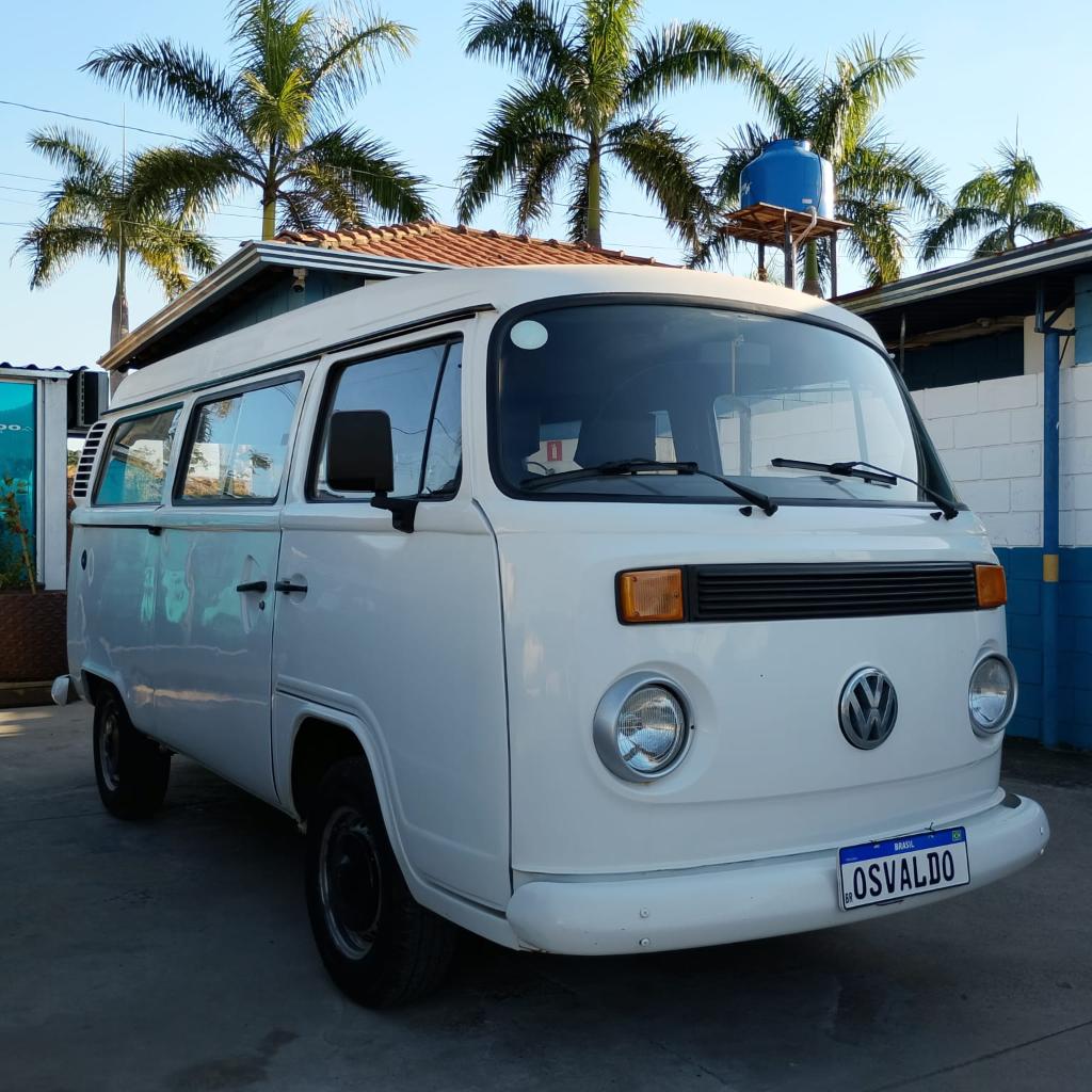 Volkswagen Kombi 1.6a Escolar 2006