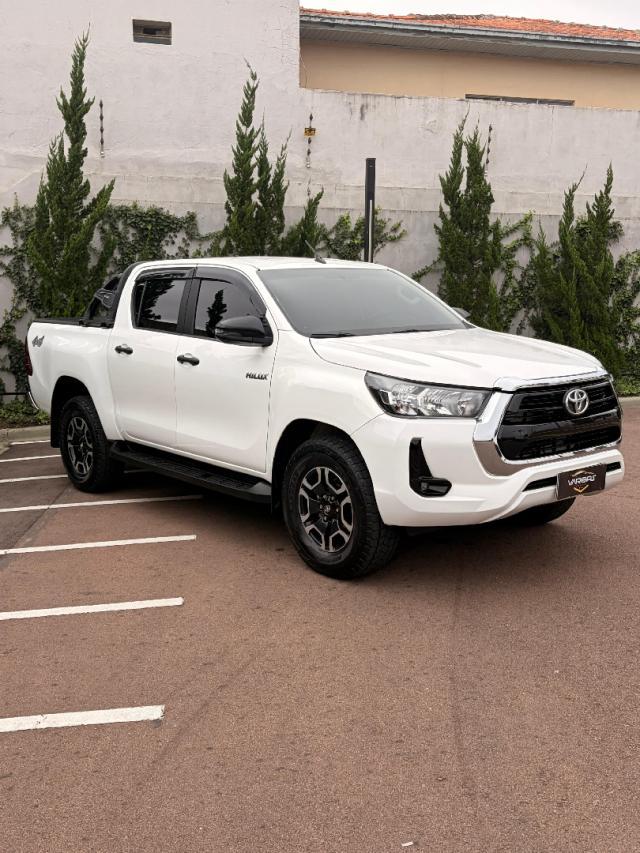 Toyota Hilux CD 4X4 2.8 DIESEL MEC. 2022