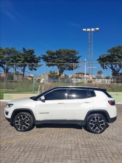 Foto do veículo Jeep Compass Sport 2.0 4x2 16v 4p Automático