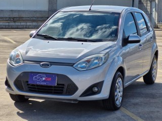 Foto do veículo Ford Fiesta Class 1.6 8v 98cv 5p