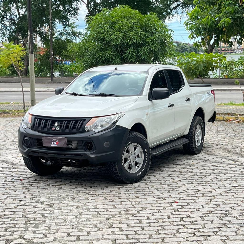 Mitsubishi L200 2022