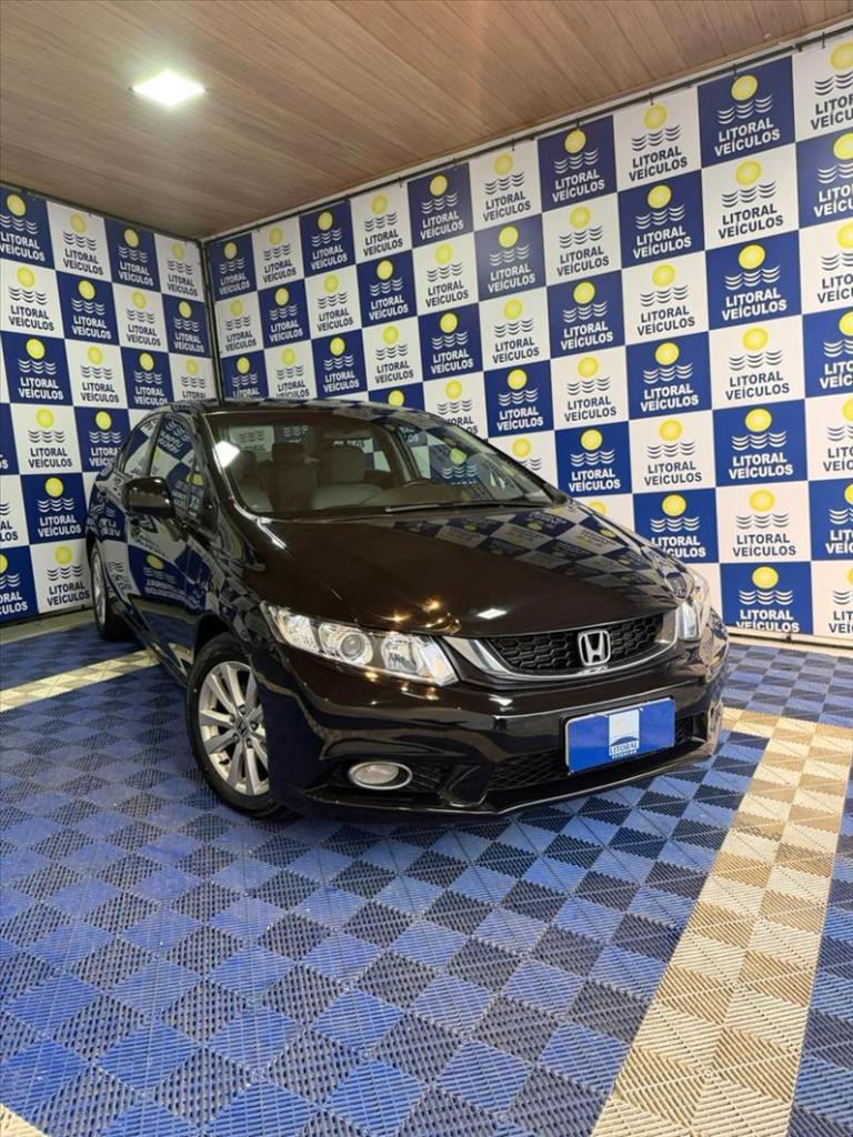 Honda Civic Civic Sedan LXS 1.8/1.8 Flex 16V Mec. 4p 2014