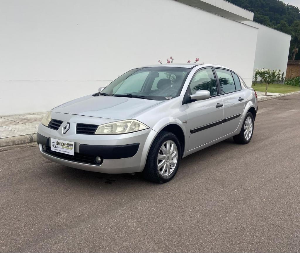 Renault Megane Megane Sedan Expression Hi-Flex 1.6 16V 2010