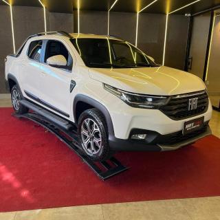 Foto do veículo Fiat Strada Volcano 1.3 Flex 8v Cd