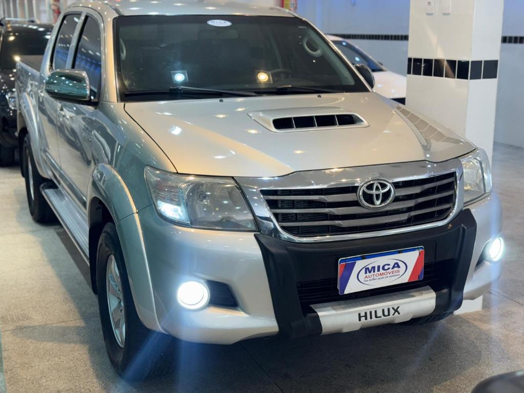 Toyota Hilux 2014