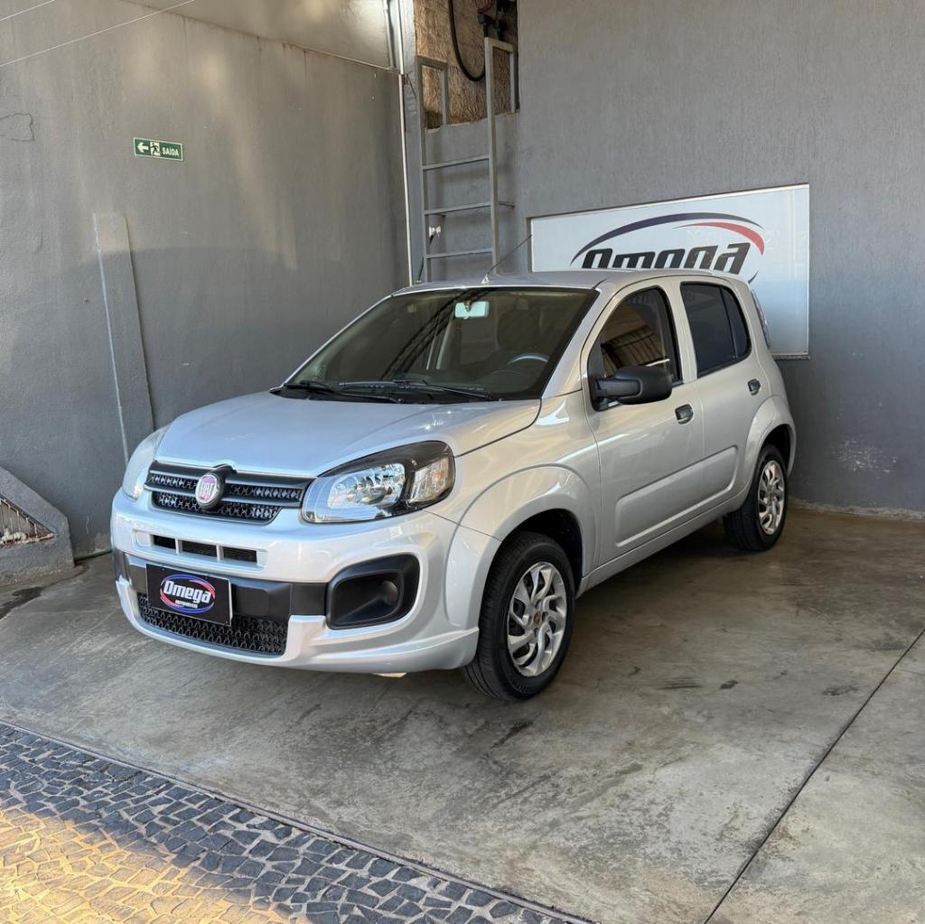 Fiat Uno UNO DRIVE 1.0 Flex 6V 5p 2018