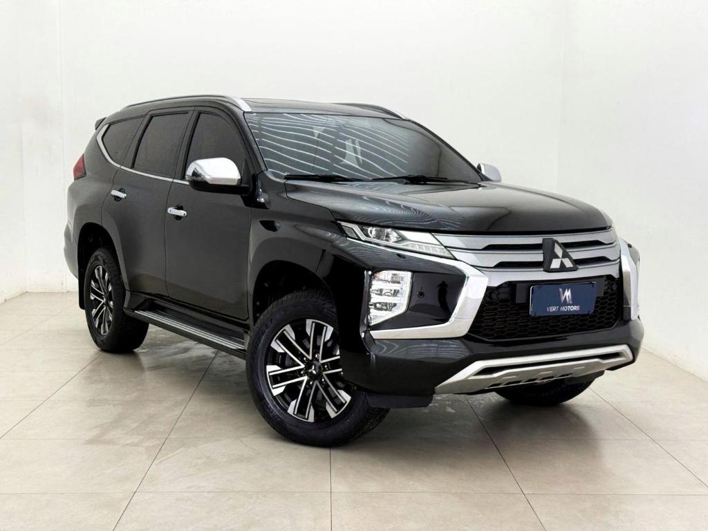 Mitsubishi Pajero 2021