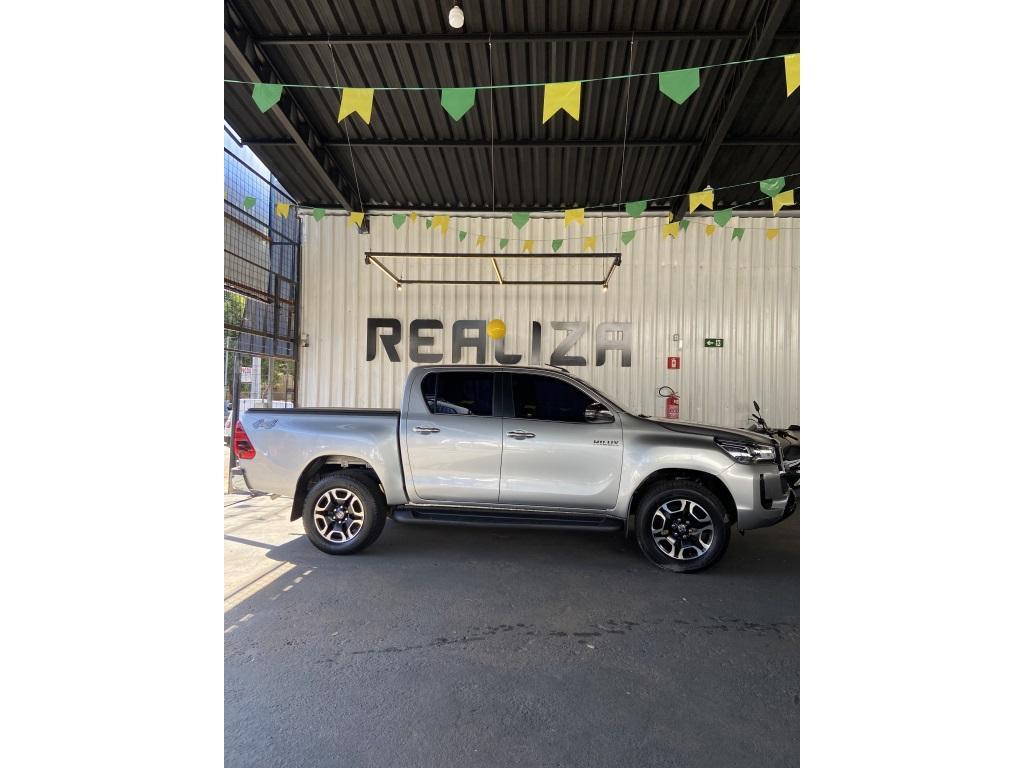 Toyota Hilux 2021