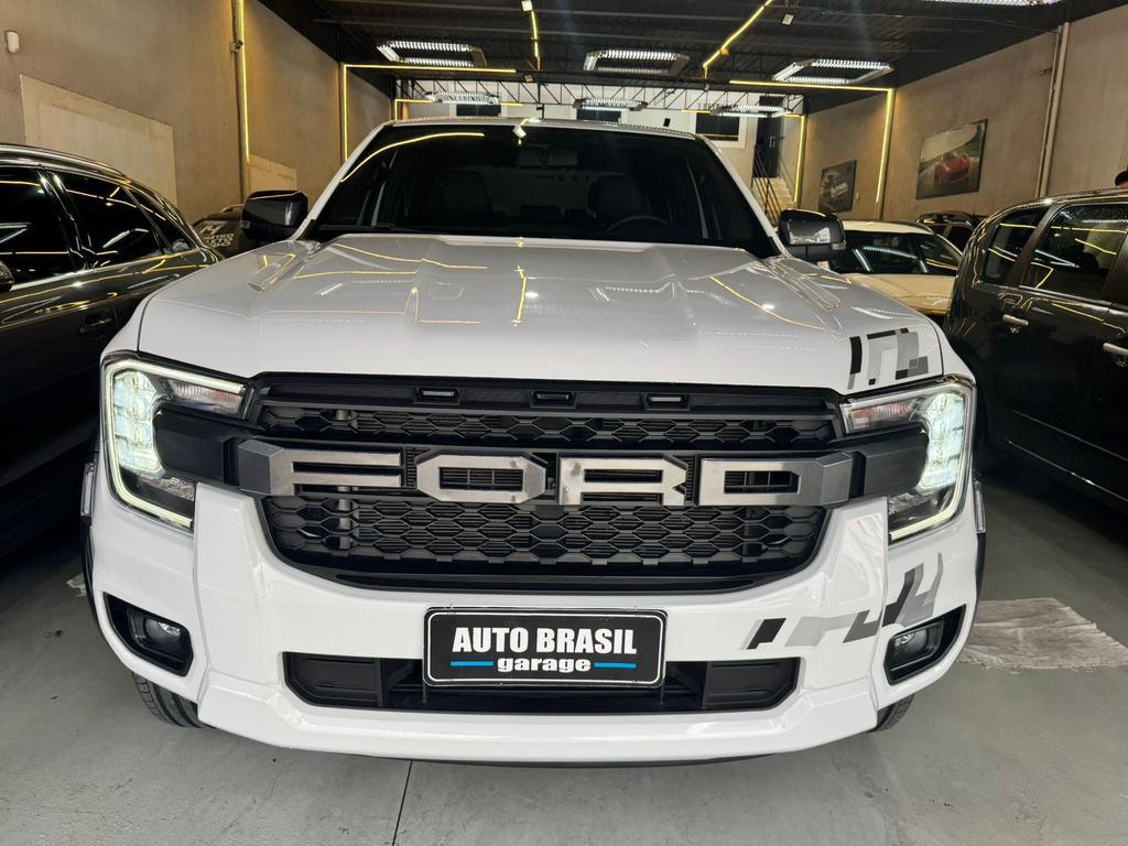Ford Ranger 2.0 TURBO DIESEL CD BLACK 4X2 AUTOMÁTICO 2026