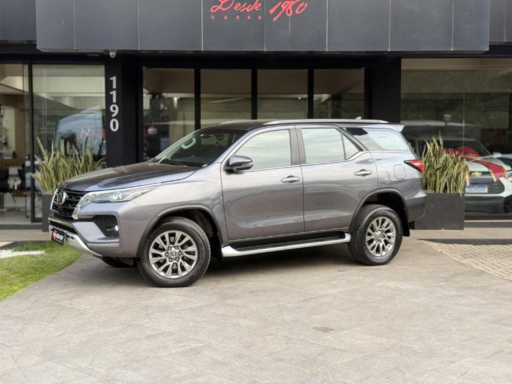 Toyota Hilux Sw4 Hilux SW4 SRX 4x4 4.0 V6 24V Aut. 2022