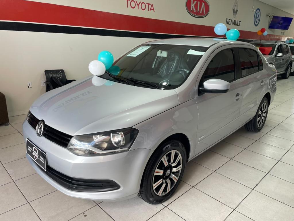 Volkswagen Voyage 1.0 Tec Total Flex 2013