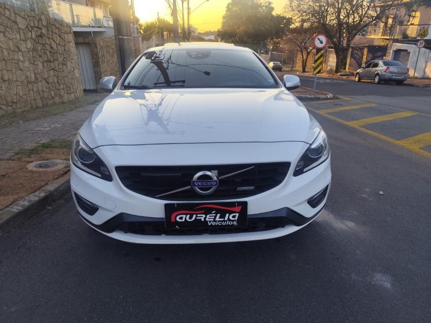 Volvo S60 2015