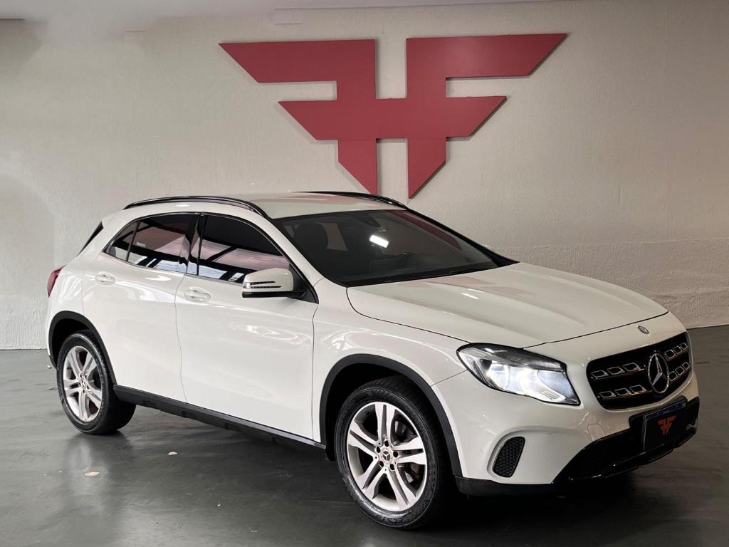 Mercedes-Benz B 200 Gasolina 2018