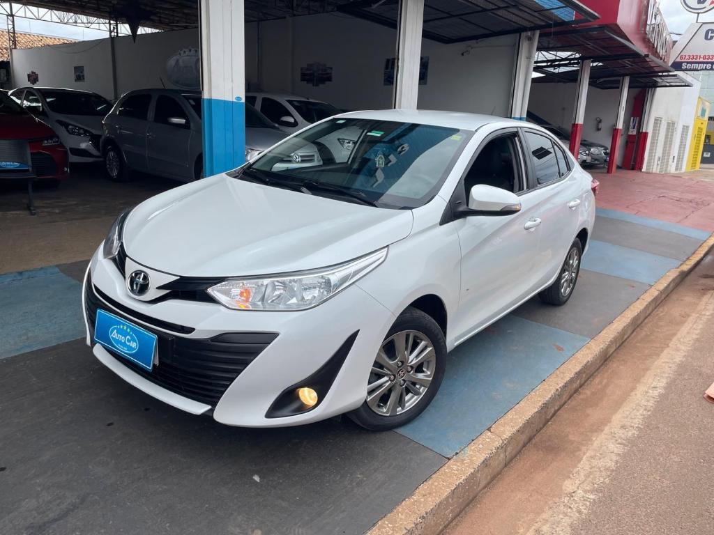 Toyota Yaris YARIS XL Sedan 1.5 Flex 16V 4p Aut. 2021