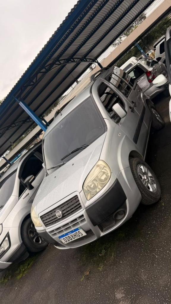 Fiat Doblo ESSENCE 1.8 16V FLEX 2012